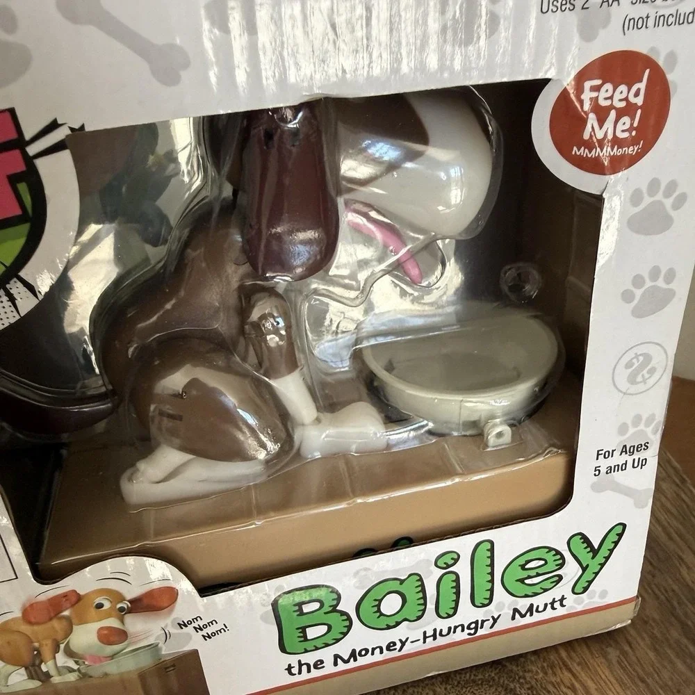 NIB Bailey The Money Hungry Mutt Mechanical Doggie Coin Bank Feed Me Toy RARE